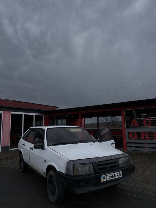 Продам ваз 2109 Lada