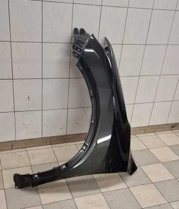 Крило праве і ліве Nissan Rogue 2015-2019 року