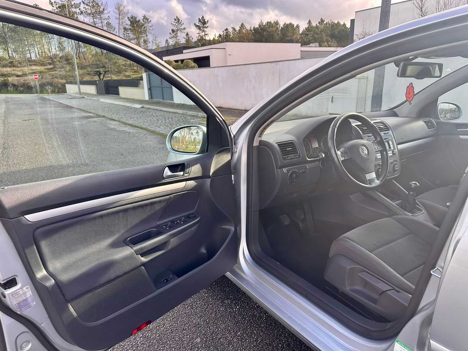Volkswagen Golf V 1.9 TDI MUITO BOM ESTADO