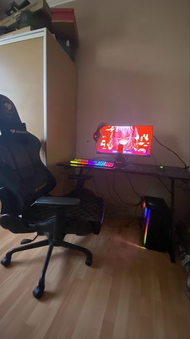 Продаю компютер монітор стіл крісло