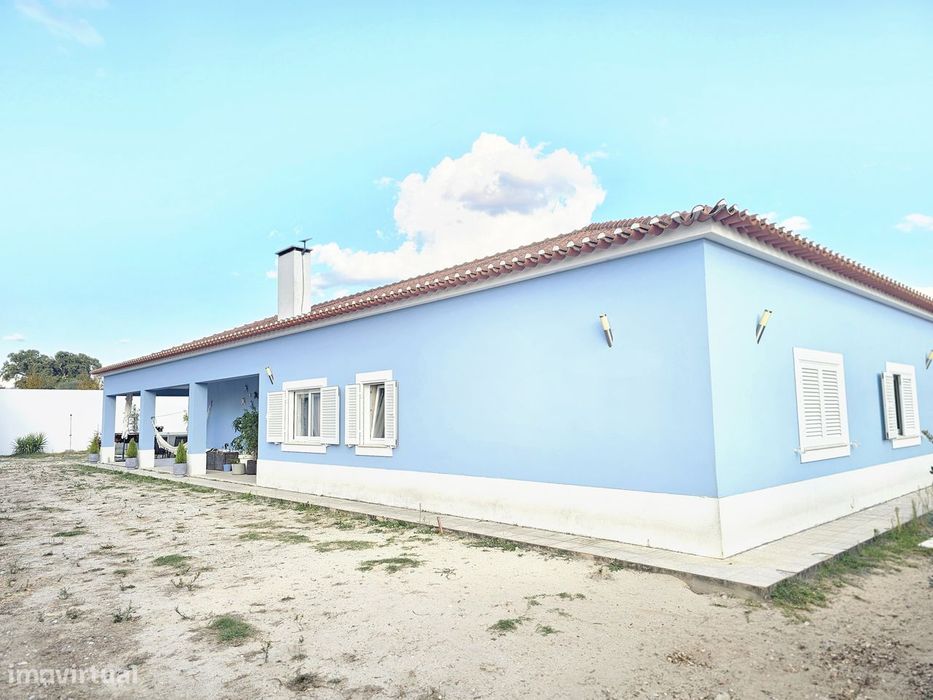 Moradia Terrea T4 Branca-Coruche