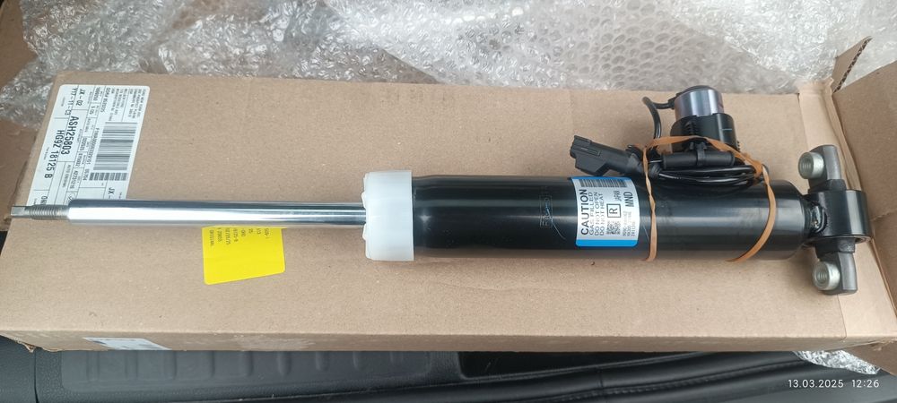 Амортизатор задний  Lincoln mkz 2013-2020 новый оригинальный