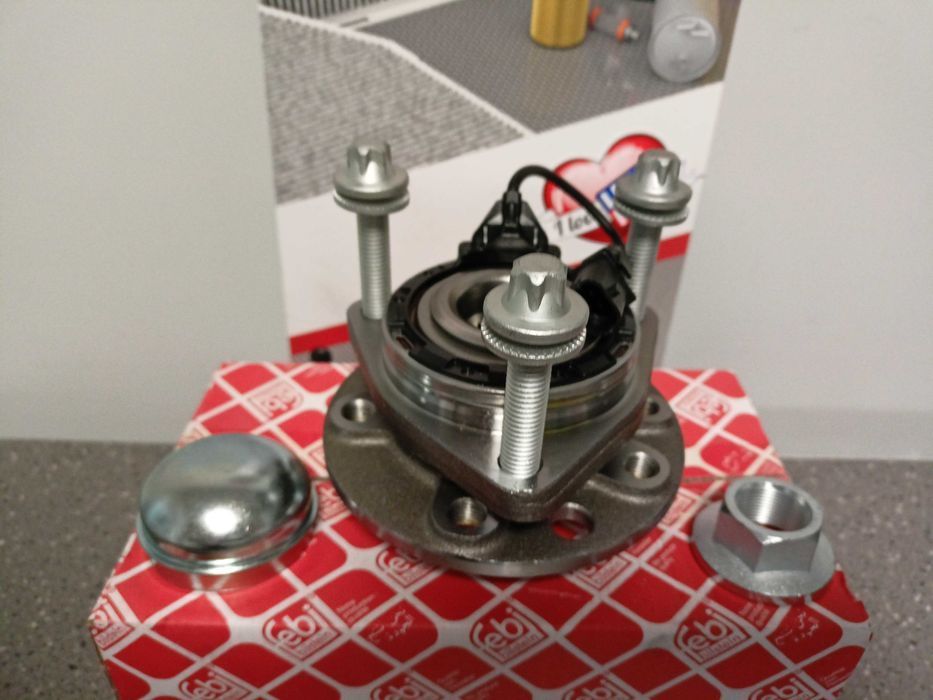 Opel Vectra C,Signum -05 Łożysko/Piasta koła przód (+ABS) kpl.>