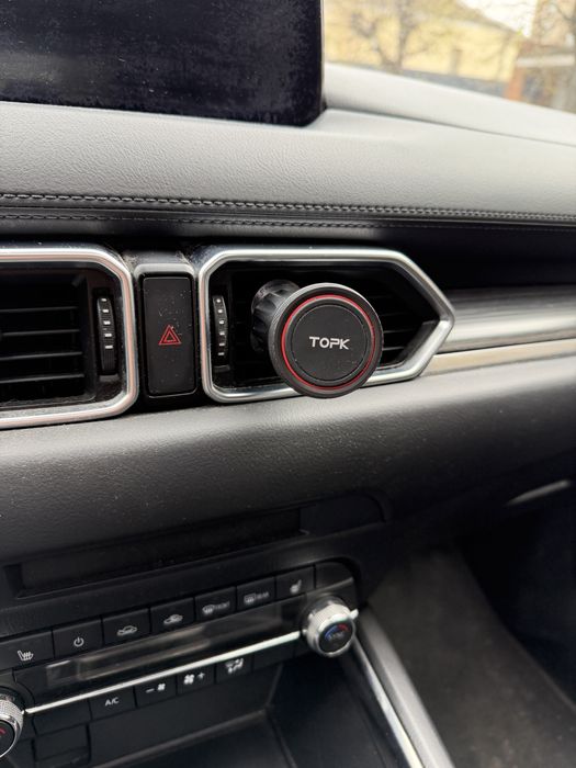 Тримач для авто Tork magsafe