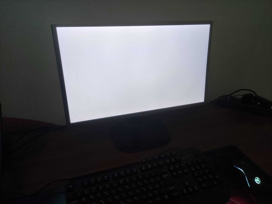 IPS монитор 24 дюйма LG 24mp56 / 1920 x 1080 fullhd - HDMI, VGA