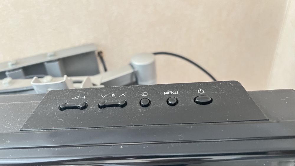 Продам телевизор