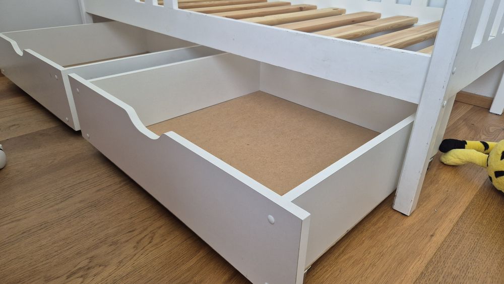 Drewniane Łóżko parterowe EMMA, (88x168)