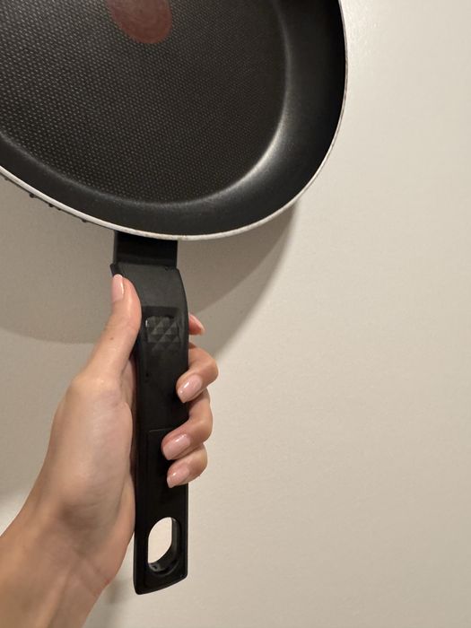 Frigideira Tefal Antiaderente 28 cm – Como Nova