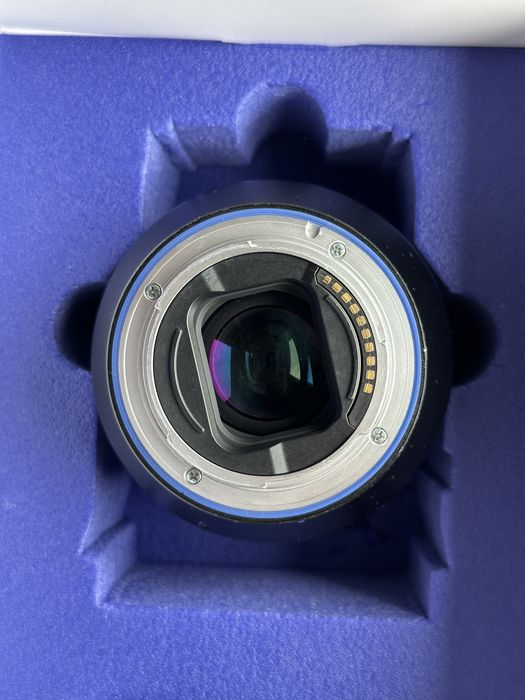 Zeiss Batis 40mm f/2 CF Sony E – stan bardzo dobry, komplet, pudełko