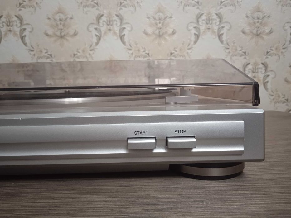 Проигрыватель Denon dp-29f