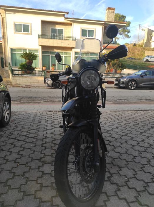 Royal Enfield 411 Himalayan