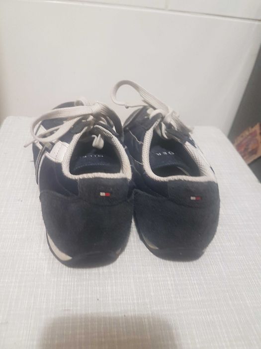 Buty dziecięce nr.32, sportowe Tommy Hilfiger