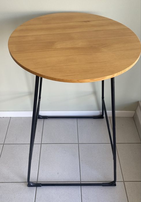 Conjunto bar mesa 2 bancos