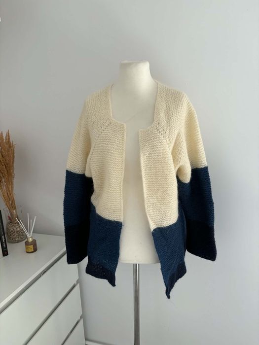 Sweter rozpinany bez guzikow