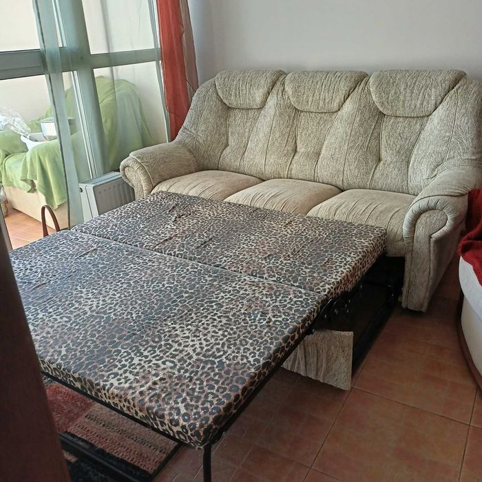 Диван розкладний з пуфом для ніг