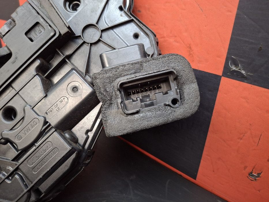 Fechadura / fecho porta frente esquerdo VOLKSWAGEN Crafter (SY_)