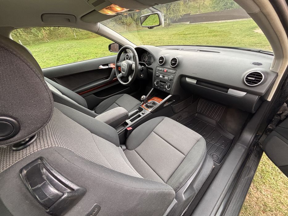 Audi A3 1,6 MPi бензин
