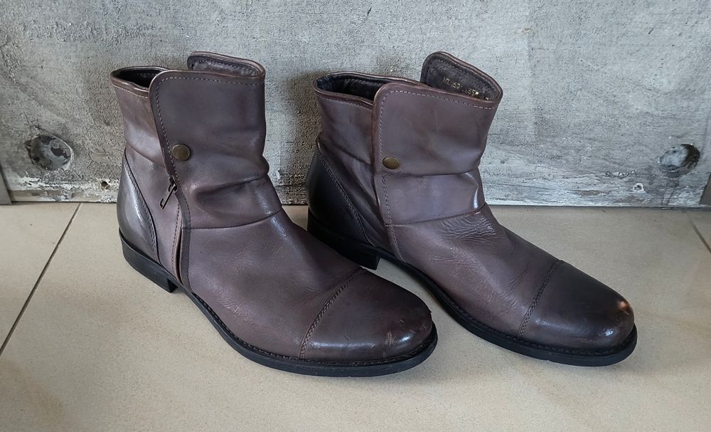 Buty botki sztyblety skóra Lasocki.