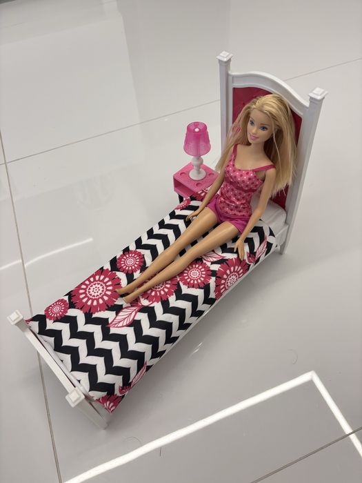 Лялька Barbie