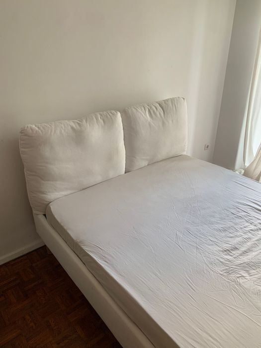 Cama casal Sagesund IKEA