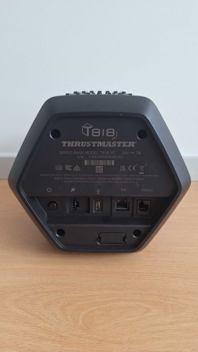Base Thrustmaster T818 10Nm compatível com PC inclui mount