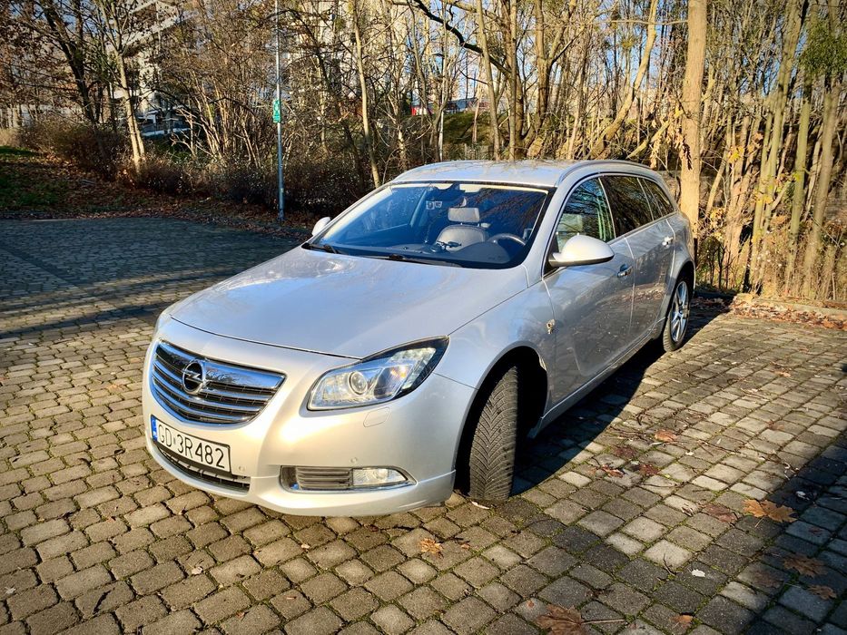 Opel Insignia Opel Insignia 4x4 Automat – elegancja, moc i komfort bez kompromisów!