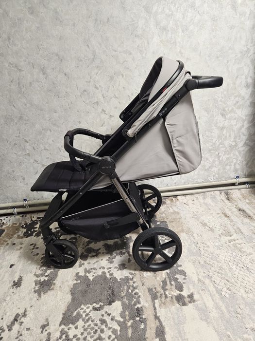 Продам коляску CARRELLO Bravo