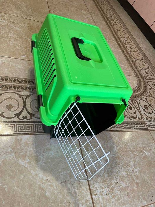 Переноска для котів та собак