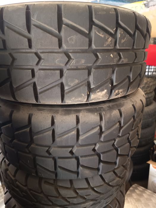 Jantes e pneus para kartcross e moto4