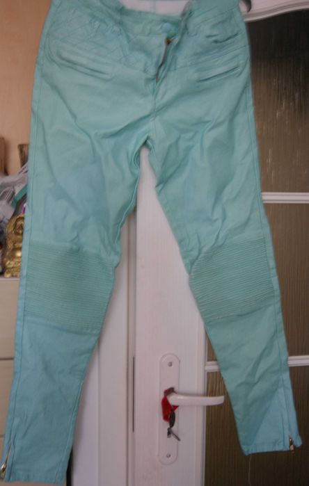 Damskie spodnie woskowane