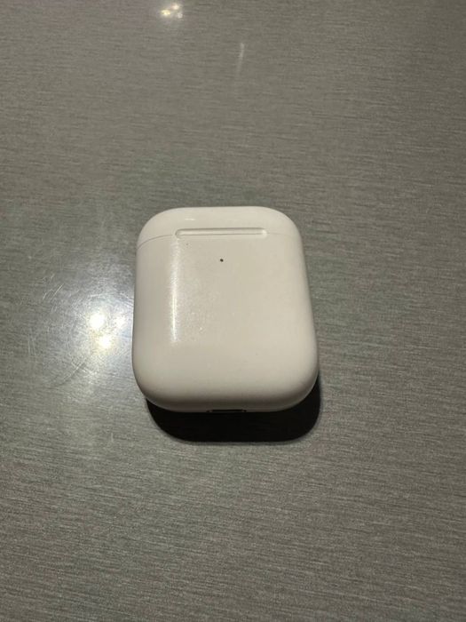 Продам Airpods 2