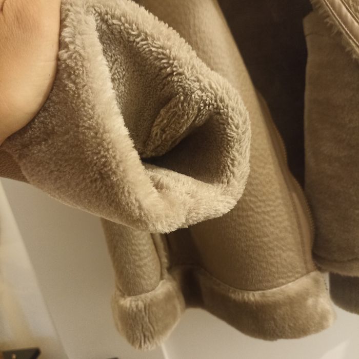 Jak nowa Stradivarius jak nowa kurtka z korzuchem ciepła XS