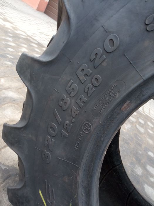 Opona 320/80R20 (12.4R20) Kleber Tracker