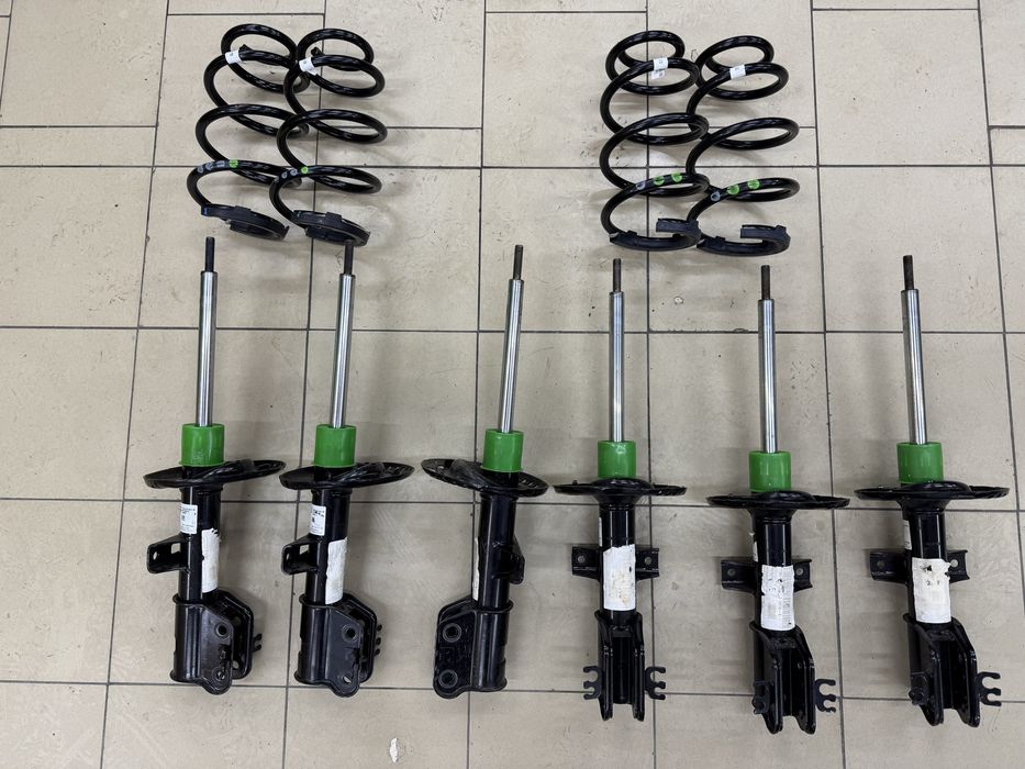 Стойки амортизатори vw t5 т5 t6 т6 caravelle multivan