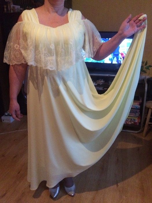 Elegancka sukienka wizytowa 4XL