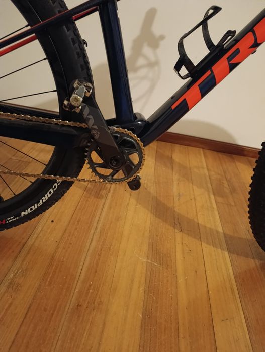 Trek supercaliber caliber 9.8 M/L