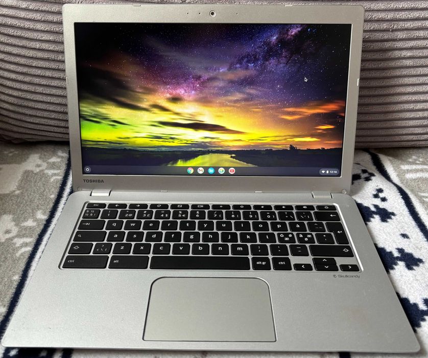 Laptop Toshiba Chromebook CB30-B-103 SkullCandy + Ładowarka Toshiba