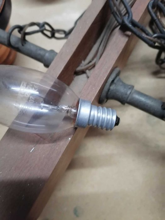 Candeeiro de teto antigo