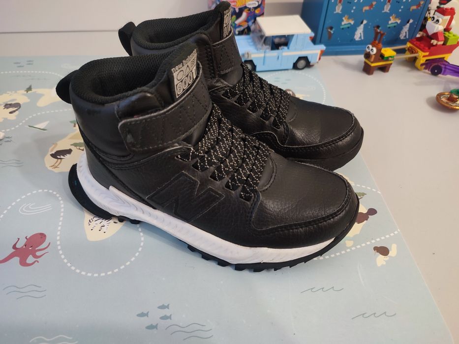 Демісезонні черевики New Balance 800 , розмір 30,5