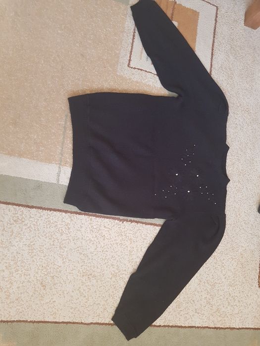 Bluzka kaszmirowa czarna wizytowa