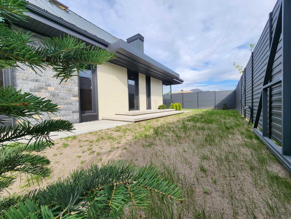 Від забудовника! Продам будинок, газ, світло, вода. Телефонуйте.