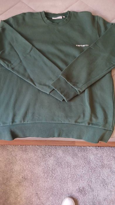 roupa variada de rapaz