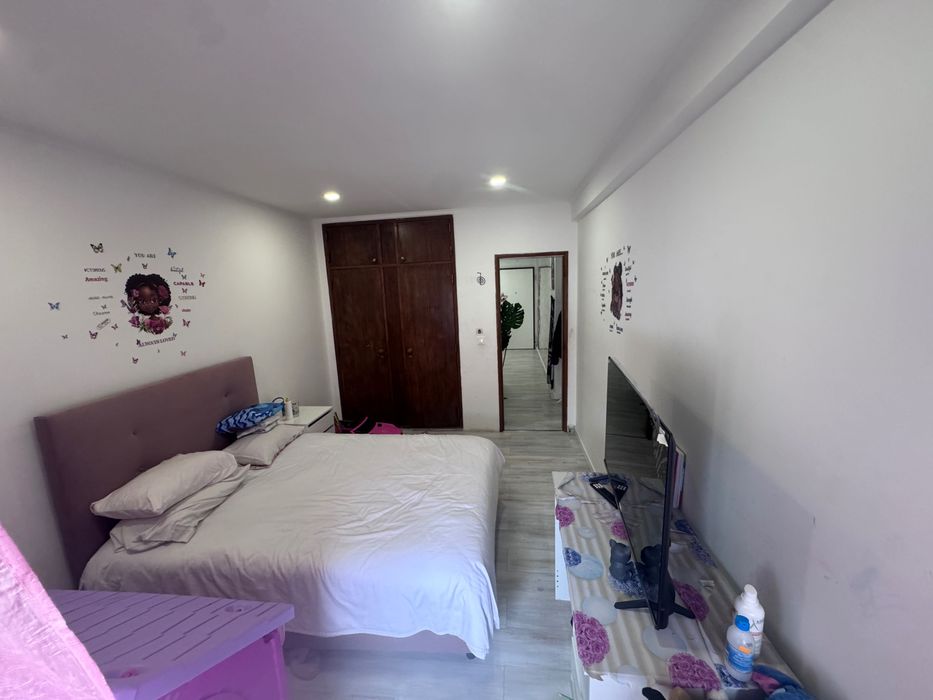 T3 espaçoso cm boa exposição solar