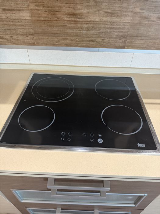 Eletricista 24h | Montagem | Câmeras | Pintura e Remodelações