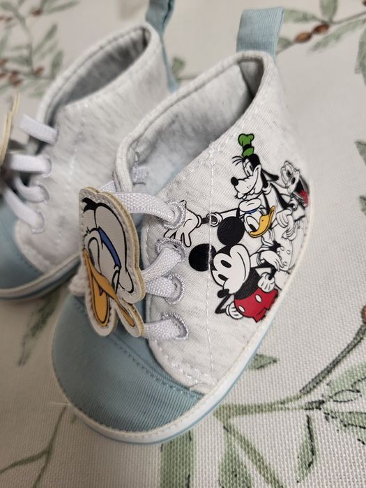 Sapato bebé Mickey
