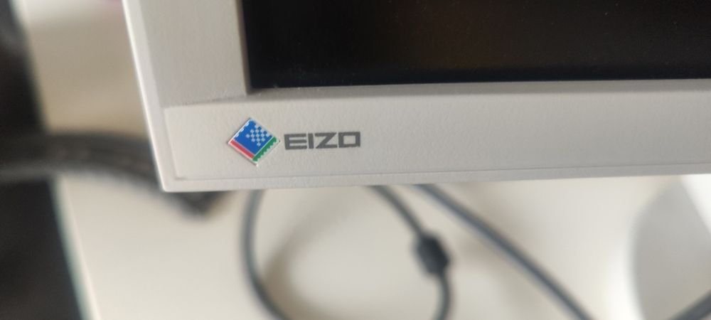 Monitor Eizo  LCD 24 cali