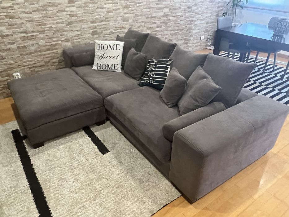 Sofa chaise long cinzento