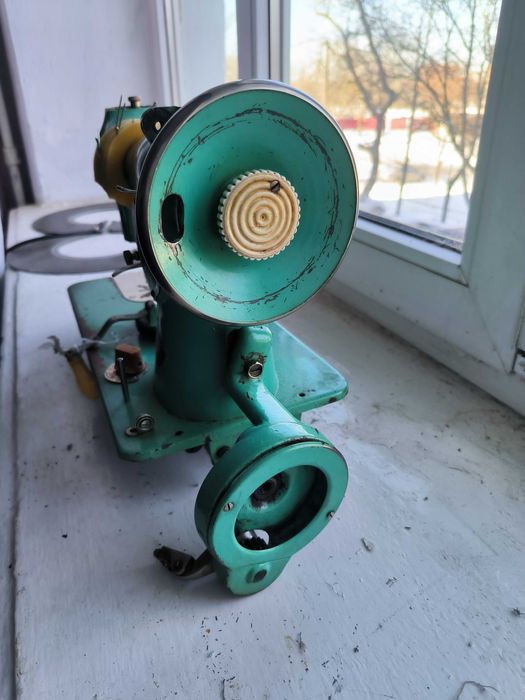 Запчасти швейной машинки "Подольск"