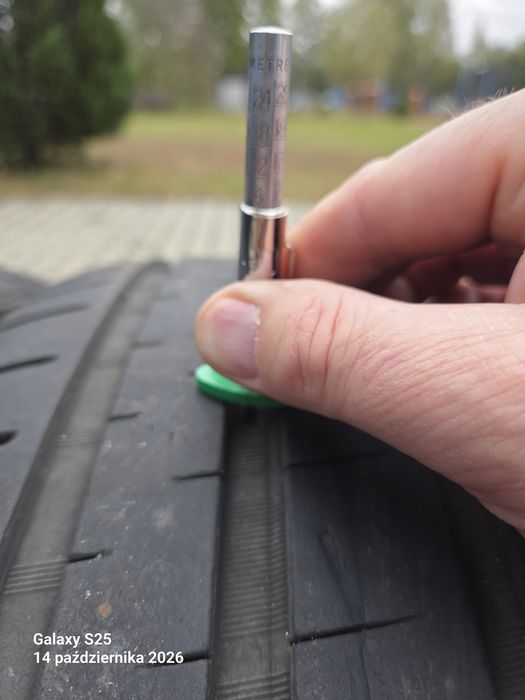 Opony 245/40 R19