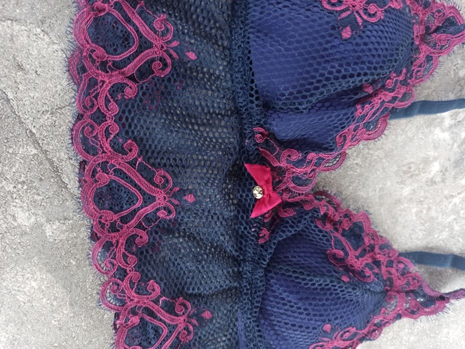 Бра жіноче 75 в. бренд hunkemöller